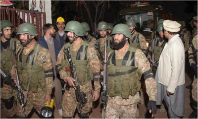 ভারী অস্ত্র নিয়ে সীমান্তে ২ দেশের সেনাদের ব্যাপক সংঘর্ষ