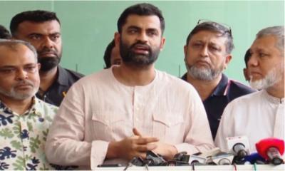 কেন সরে গেলেন, মুখ খুললেন তামিম