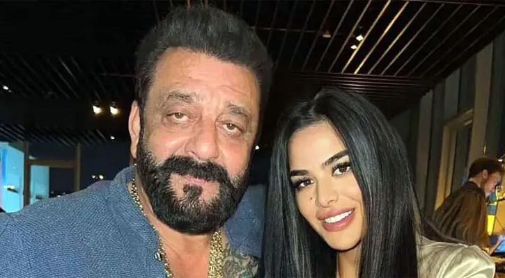 অভিনয় করতে চেয়েছিলেন মেয়ে, সঞ্জয় বললেন ‘মেরে পা ভেঙে দেবো’